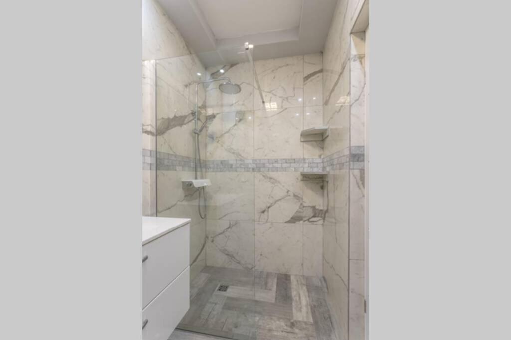 Royal Platinum Studio Apartment 沃迪切 外观 照片