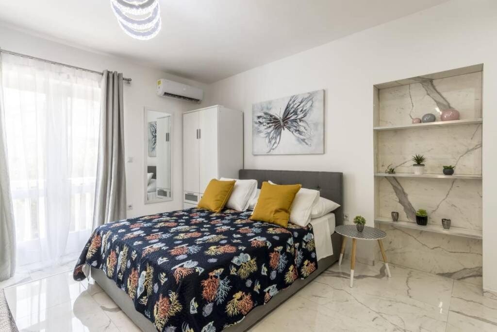 Royal Platinum Studio Apartment 沃迪切 外观 照片